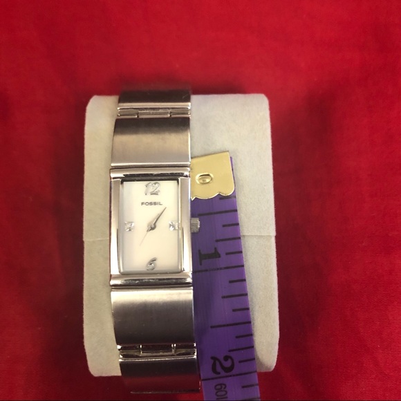 Fossil silvertone watch - Picture 3 of 4